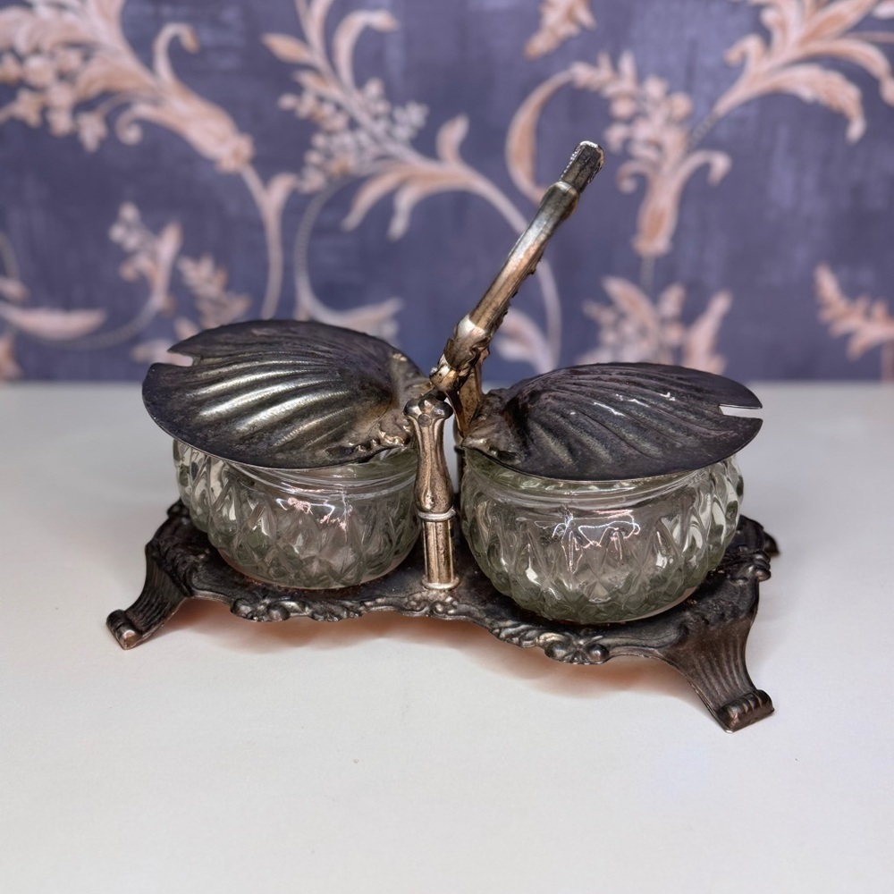 Antique 1900s Shell Shaped Silver Toned Double Salt Cellar with Cut Glass READ